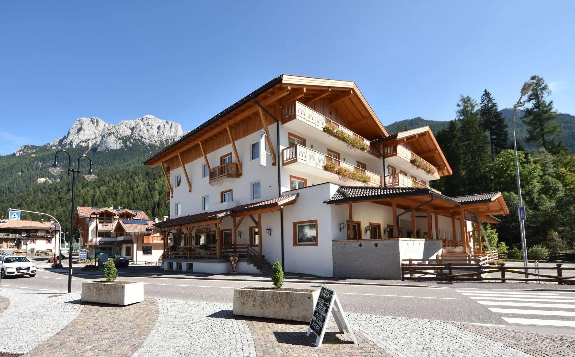 Park Hotel Avisio Сорага Экстерьер фото